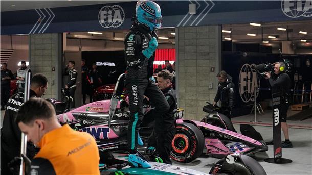 George Russell freute sich über die vierte Pole Position seiner Karriere.