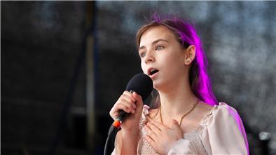 Georgia Balke, hier bei einem Auftritt auf dem Beerster Sommerfest, bereitet derzeit einen Auftritt mit der Big Band Bremerhaven vor.