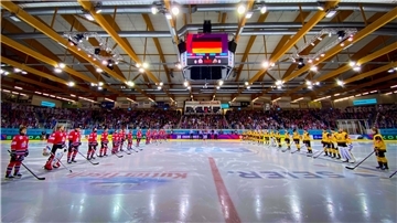 Gibt es heute in der Eisarena Bremerhaven beim Spiel der Pinguins eine Rarität im Eishockey zu sehen?
