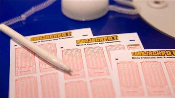 120 Millionen im Eurojackpot Glück im Spiel - alles eine Frage der richtigen Kreuzchen.