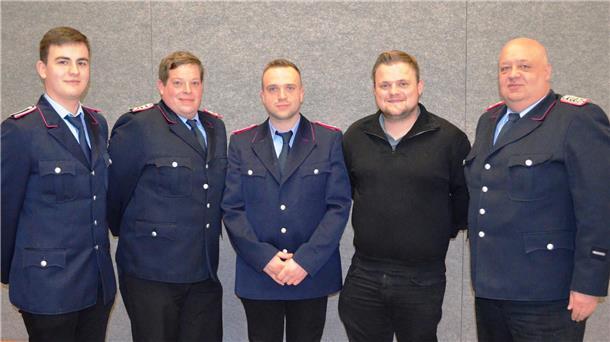 Gruppenfoto Feuerwehr Fünf Männer
