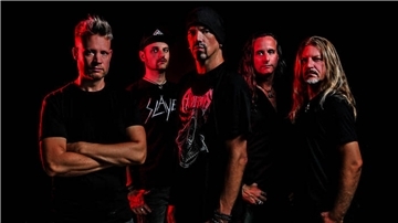 Godsnake sind beim Rock for Animal Rights dabei und haben Heavy Metal im Gepäck.
