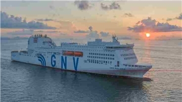 Fähre GNV Polaris Sonnenuntergang