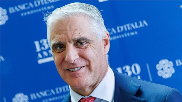 Trotz Rekordgewinns: Commerzbank streicht fast 4.000 Jobs Greift nach der Commerzbank: Unicredit-Chef Andrea Orcel. (Archivbild)