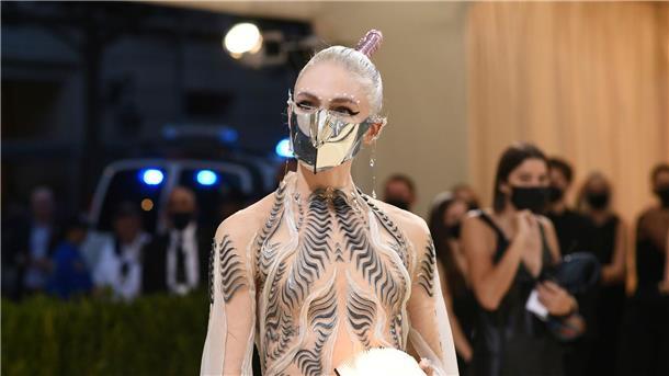 Sängerin Grimes befürwortet KI-Songs Grimes heißt eigentlich Claire Elise Boucher.