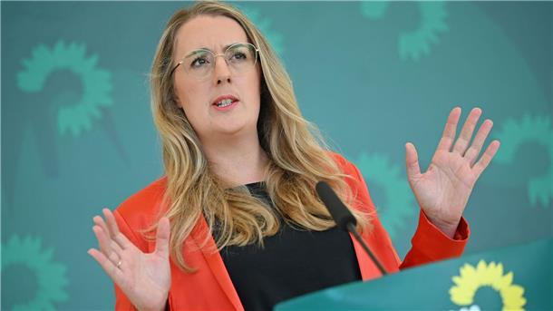 Große Erbschaften oft steuerfrei – Vorschläge für Reform Grünen-Fraktionschefin Katharina Dröge wünscht sich in Sachen Erbschafts- und Schenkungssteuer eine „Aussage der CDU und von Jens Spahn, ob jetzt konkret gehandelt werden sollte“. (Archivbild)
