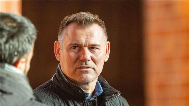 Kein Verdächtiger im Fall Fabian: Druck auf Ermittler wächst Güstrows Bürgermeister Sascha Zimmermann hofft auf ein rasches Ermittlungsergebnis im Fall Fabian. Die Stimmung sei angespannt, sagt er.