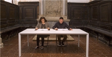 Gut 45 Institutionen weltweit haben die Live-Lesung von „One Million Years“ des japanischen Konzeptkünstlers On Kawara bereits durchgeführt, wie hier bei der Biennale in Venedig 2017.