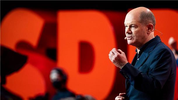 Rezessionsangst und Rekordgewinne - wie geht das zusammen? Gut durch die Krise dank „Doppelwumms“? Experten sehen in den Gegenmaßnahmen der Scholz-Regierung zumindest einen stabilisierenden Faktor.