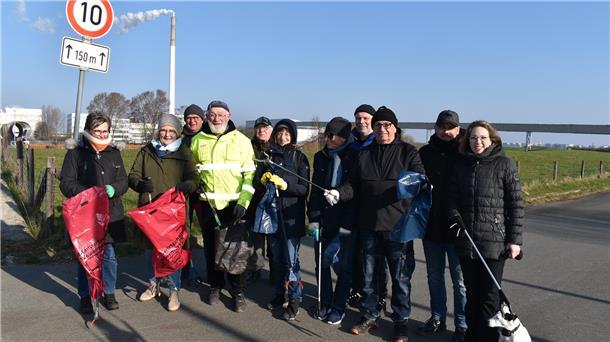 400 Menschen packen an für saubere Küste von Großensiel bis Sehestedt Gruppe
