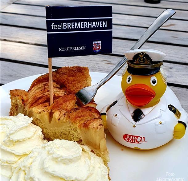 So magisch fotografieren unsere Influencer die Maritimen Tage Gutes Essen gehört zu einer guten Feier - und zu #feelBREMERHAVEN.