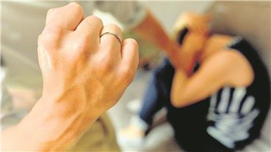 Häusliche Gewalt gibt es in allen sozialen Schichten. Opfer sind meist Frauen und Kinder. Experten befürchten, dass die Corona-Krise das Problem verschlimmern könnte. Konkrete Zahlen liegen im Landkreis Rotenburg aber bislang nicht vor.