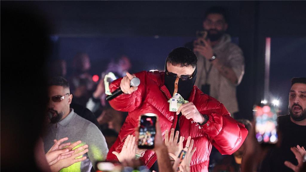 Der Haftbefehl-Hype zwischen „Elends-Porno“ und Star-Kult Haftbefehl trat am Wochenende in Gießen auf.