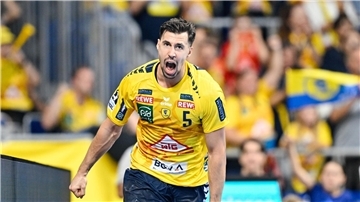 Handballer Martinovic überzeugt beim Sieg der Rhein-Neckar Löwen. 