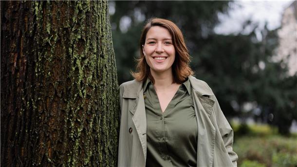 Hannah Emde ist die Neue bei „Terra X“: Alles außer Spinnen Hannah Emde ist Tierärztin, Artenschützerin, Autorin und nun auch Fernsehmoderatorin „Terra X“-Reihe „Faszination Erde“.
