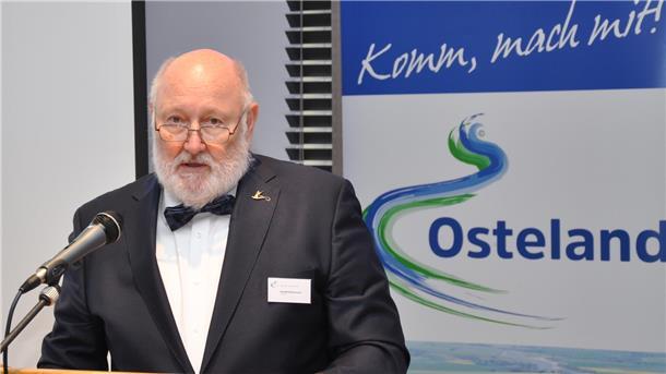 Bremervörder Ostewehr: Plädoyer für Gründung eines Fördervereins Harald Kleinmann, Zweiter Vorsitzender der AG Osteland, blickte auf die 20-jährige Vereinsgeschichte zurück.