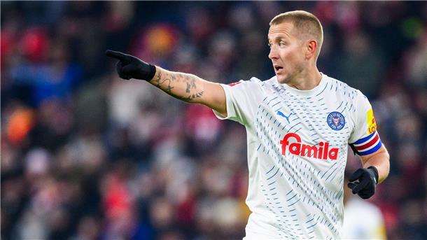 Kieler Ex-Kapitän Holtby wechselt in die Niederlande Hat einen neuen Verein gefunden: der Ex-Kieler Lewis Holtby.