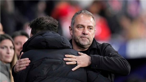 Hat mit dem FC Barcelona alle Chancen auf die Meisterschaft: Trainer Hansi Flick.