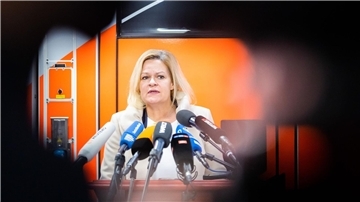 Hatte sich bereits vor den Silvester-Ausschreitungen für eine Verschärfung des Waffenrechts ausgesprochen: Nancy Faeser.