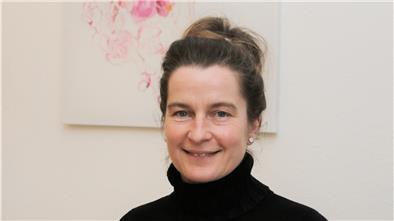 Hebamme und Familienhebamme Heike Kastner steht mit Rat zur Seite.