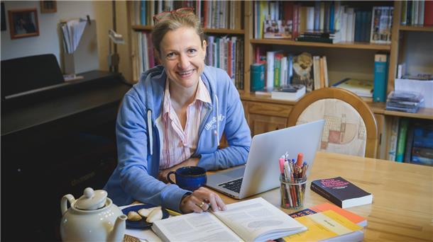 Mit 50 noch mal Studentin Heike Eulitz studiert mit 51 Jahren.
