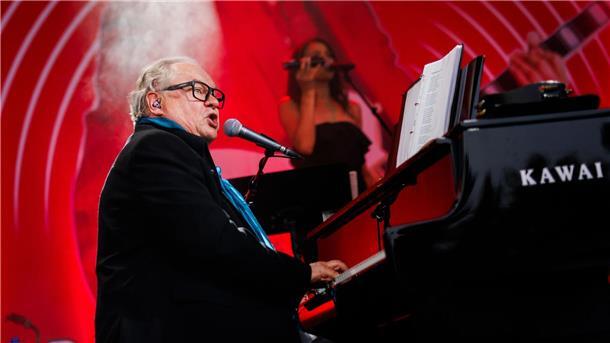 Liebe, Krieg und Tod – Kunzes neues Album spiegelt das Leben Heinz Rudolf Kunze singt bei dem Konzert in den Gärten der Welt. (Archivbild)