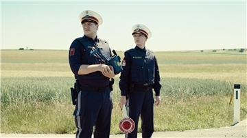 Hektisch geht es bei Polizei-Einsätzen von Andrea (Birgit Minichmayr) und Georg (Thomas Schubert) eigentlich nie zu.
