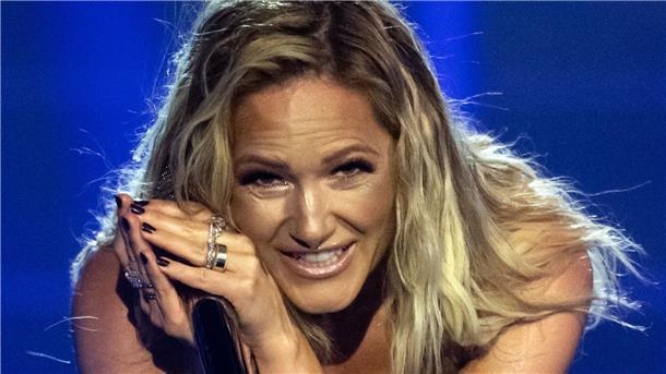 Helene Fischer hat sich bei Proben eine Rippenfraktur zugezogen.