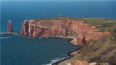 Helgoland ist eigentlich bayerisch? Was die Insulaner von Söders Aussage halten Helgoland ist eigentlich bayerisch? Die Insulaner haben klare Worte dazu.