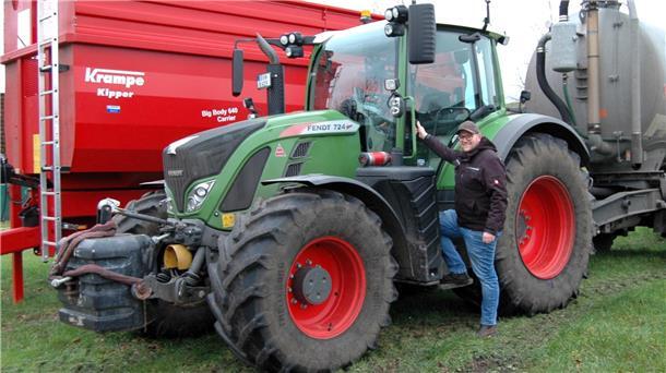 Hendrik Brinkmann fährt zurzeit zwar keine Gülle aus, dennoch ist das Fass in Bereitschaft, falls es Wasser abzupumpen gibt