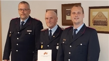 Henrik Peters (von links), Herbert Hildebrand und Dominik Jacobs.
