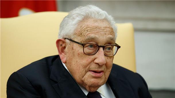 Zum Tod Kissingers: Außenpolitiker, knallharter Machtmensch Henry Kissinger ist tot. Der ehemalige Außenminister ist im Alter von 100 Jahren gestorben.