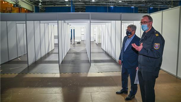 Das Impfzentrum in der Bremerhavener Stadthalle