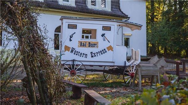 Hier sind auch schon Bud Spencer und Terence Hill eingestiegen: Die bekannte weiße Kutsche aus dem Film „Die Troublemaker“.