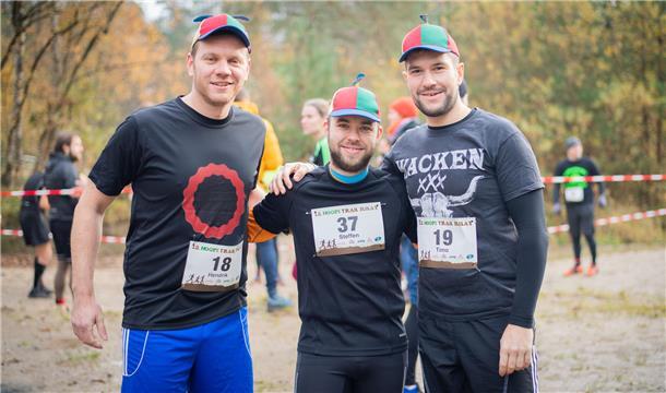 Hindernislauf "Trail Relay": Massenstart und Lauf auf langer und kürzerer Distan...