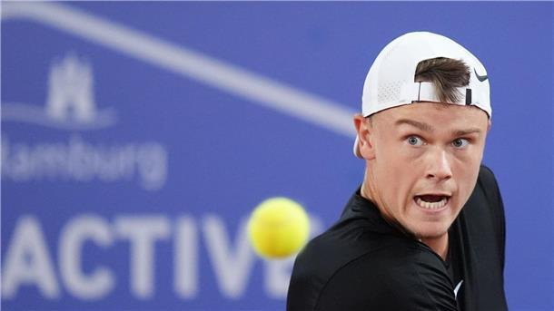 Holger Rune absolvierte seine Erstrundenpartie am Rothenbaum.
