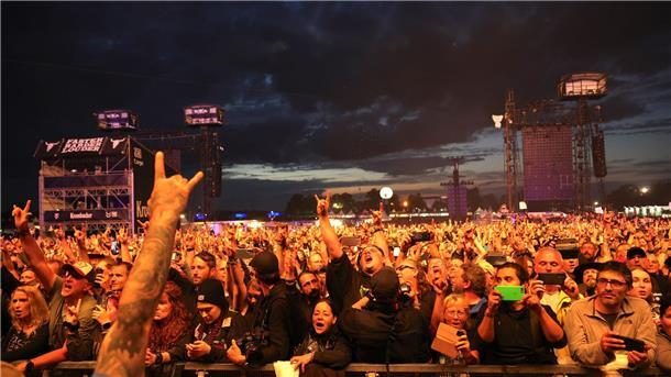 „Holy Ground“ nennen die Fans das Gelände vor den Hauptbühnen.
