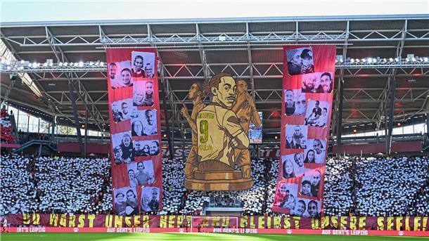 Baumgartner-Doppelpack sichert RB Leipzig den Sieg gegen HSV HSV-Kapitän Yussuf Poulsen wird bei RB Leipzig als Rekordspieler verabschiedet. Die Leipziger Fans widmeten dem Dänen eine große Choreografie.