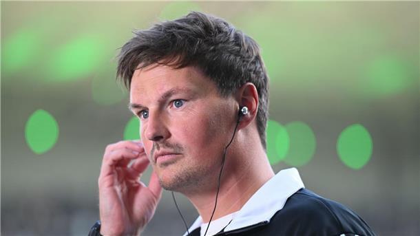 Duell um Stadtherrschaft: HSV und St. Pauli im Derby-Fieber HSV-Trainer Merlin Polzin erlebt sein erstes Derby als Chefcoach. (Archiv)