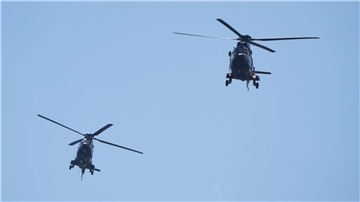 Hubschrauber-Piloten der Polizei werden in der kommenden Woche durch Deutschland fliegen. (Illustration)