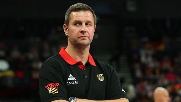 Basketballer müssen bei EM erneut auf Chefcoach verzichten Ibrahimagic wird die Vorrunde als Chefcoach beenden.