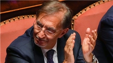 Ignazio La Russa ist bei der konstituierenden Sitzung des neuen italienischen Parlaments zum Vorsitzenden des Senats gewählt worden.