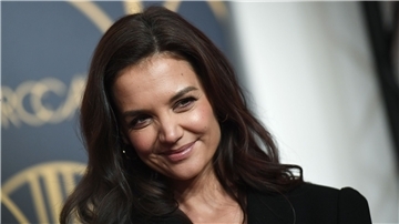 Ihr Broadway-Debüt gab Katie Holmes in einem Stück von Arthur Miller.