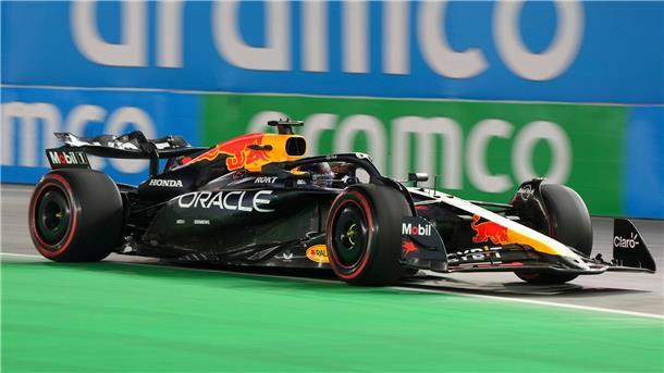 Im dritten Training fühlte sich Max Verstappen in seinem Red Bull deutlich wohler auf der Strecke. 