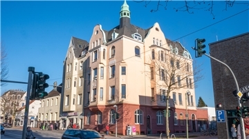 Im Goethequartier und umzu kauft die Stadt Schrottimmobilien auf. Die Hafenstraße 62 ist auch dabei: Sie gilt als besonders schöne Immobilie. 