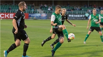 Nico Finke am Ball