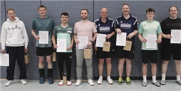 Im Herrendoppel belegten folgende Paarungen die vorderen Plätze: (von links) Oliver Malt/Torsten Bammann (Rang 2); Nico Grosser/Andreas Karnbach (Sieger); Axel Renken/Stefan Meyer (Platz 3) sowie Fridtjof Schmidt/Olaf Porm (Rang 4).