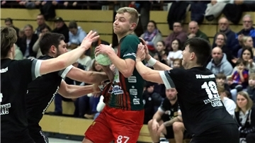 Im jüngsten Spiel gegen die SG Achim/Baden traf David Meinke (Mitte) fünfmal. Eine ähnliche Quote wäre gegen den HC Bremen sicher hilfreich.