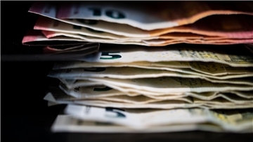 Wesermarsch droht riesiges Finanzloch: 23,2 Millionen Euro fehlen Im Kreishaushalt 2026 fehlen 23,2 Millionen Euro: Wesentliche Ursache für den Fehlbetrag sind nach Auskunft von Kreiskämmerin Maren Würger die jährlich steigenden Sozialaufwendungen.