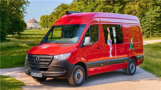 Im Landkreis Rotenburg unterwegs: Das Info-Mobil des VBN.